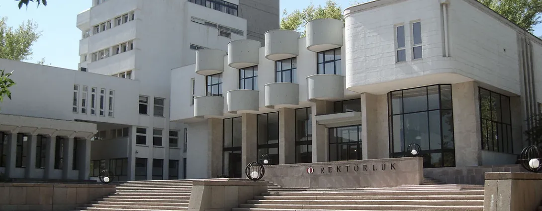 Rektörlük.jpeg